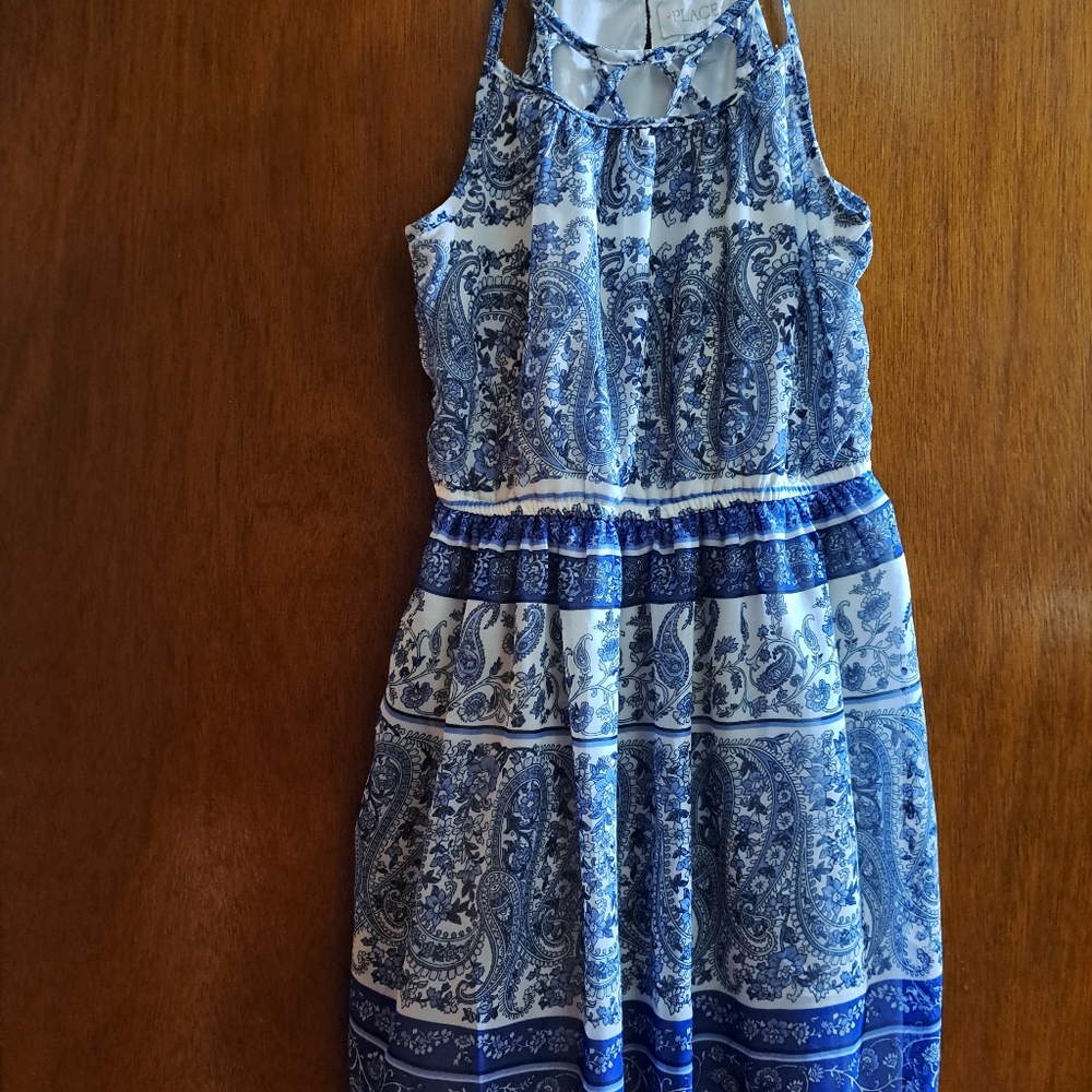 Sz 10/12 girl dress